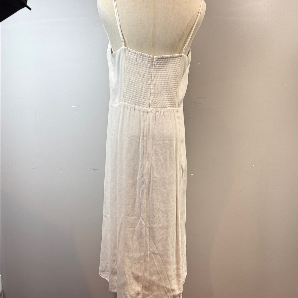 Aritzia Sunday Best Viola Midi Dress
Size: Large - Picture 6 of 9